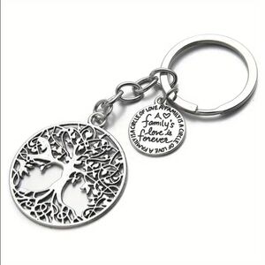 Silver Tree of Life Keychain & Family, Life Love Charm. New!